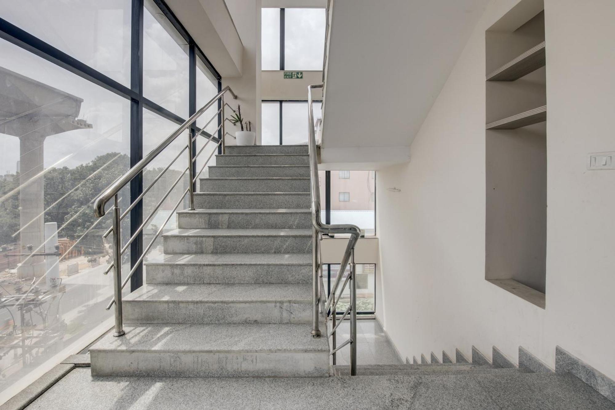 Super Townhouse Hbr Layout バンガロール エクステリア 写真