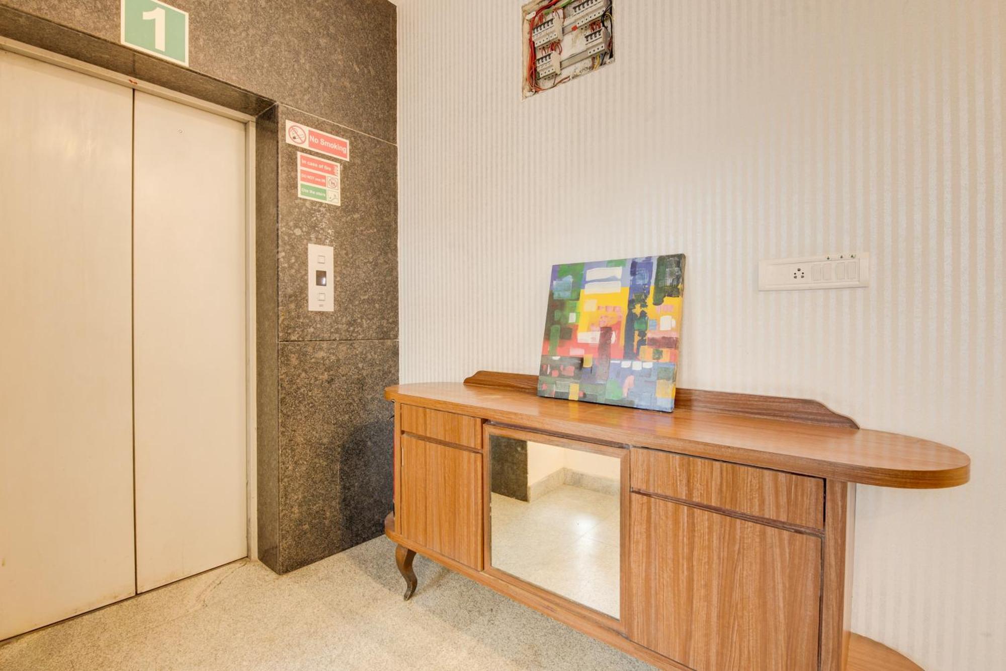 Super Townhouse Hbr Layout バンガロール エクステリア 写真